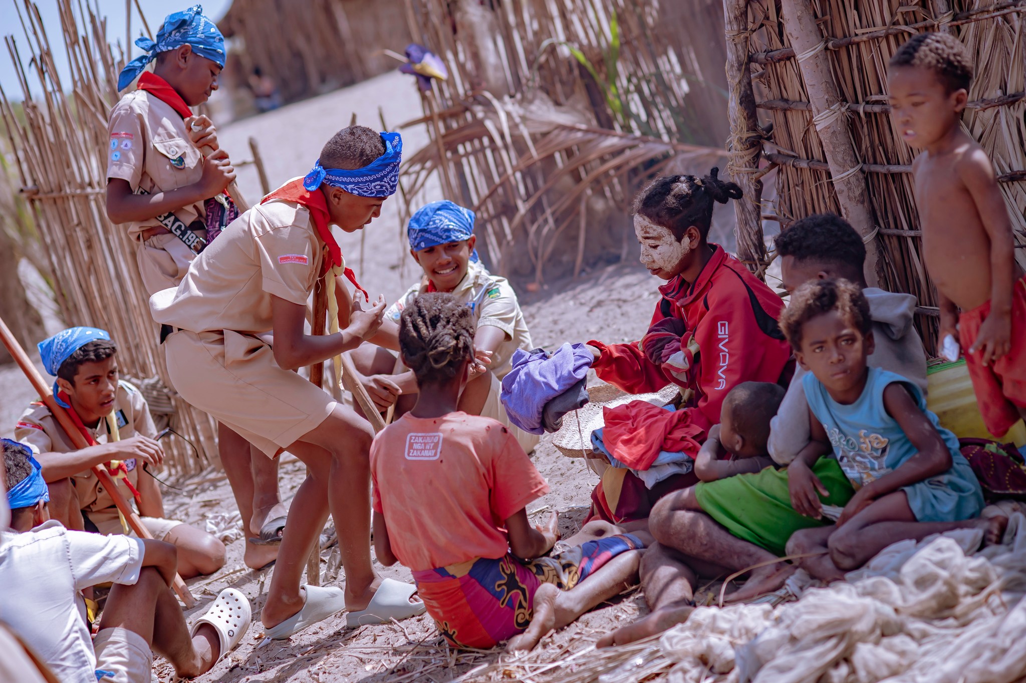 Ohatra: fanompoam-pirenena